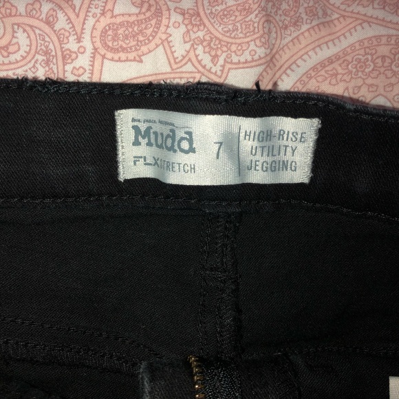 Pants - Picture 3 of 3